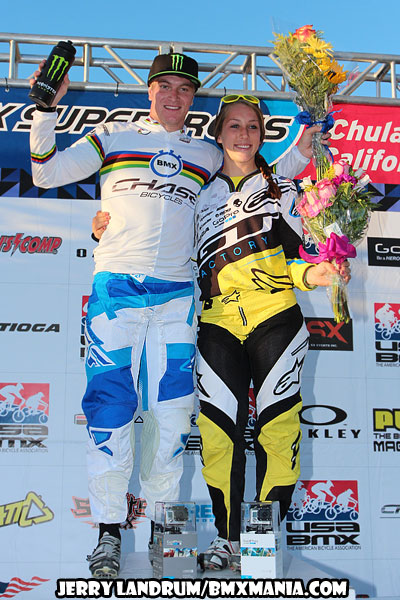 PodiumDuo8959-600